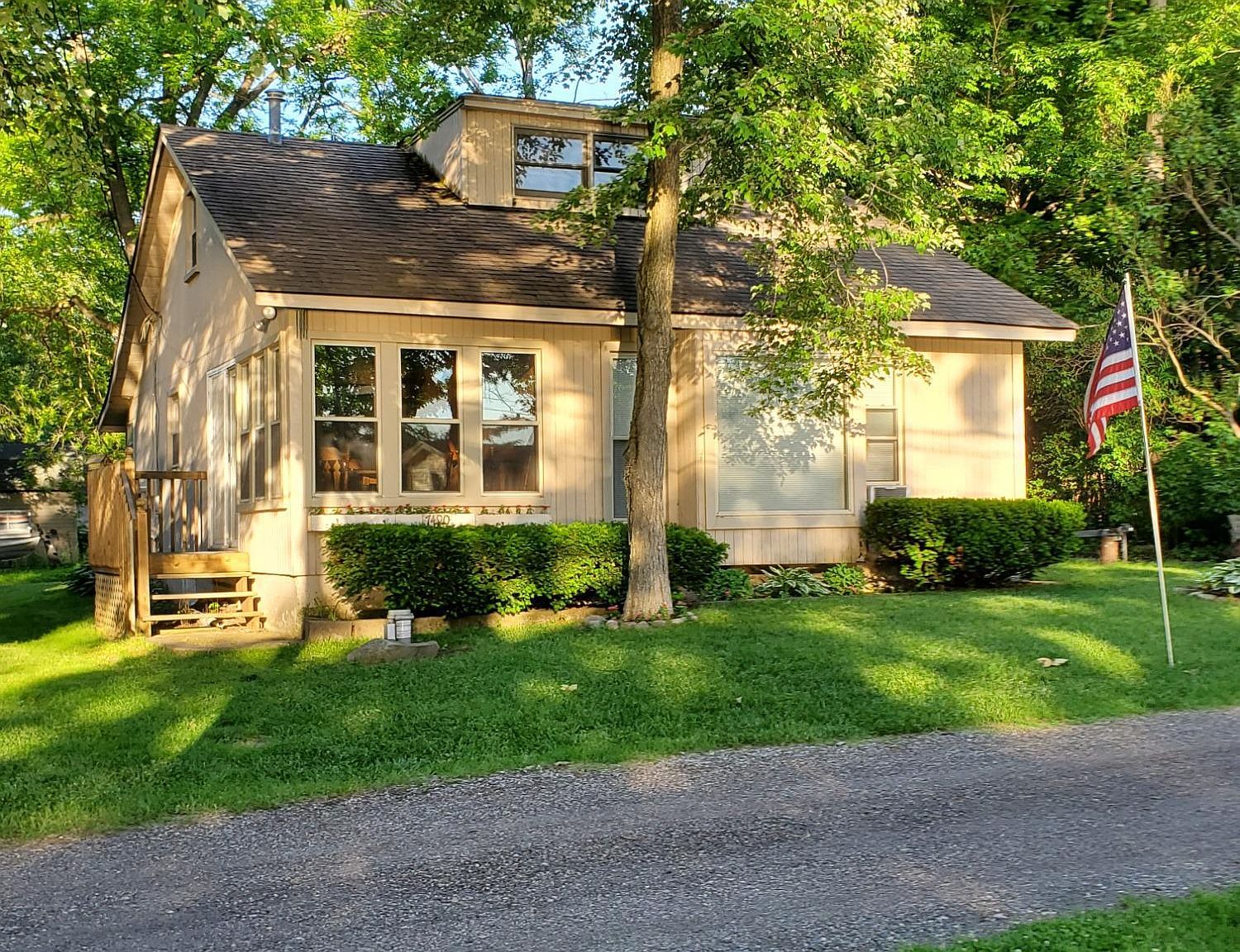 7490 Noahs Lndg, Gregory, MI 48137 Zillow