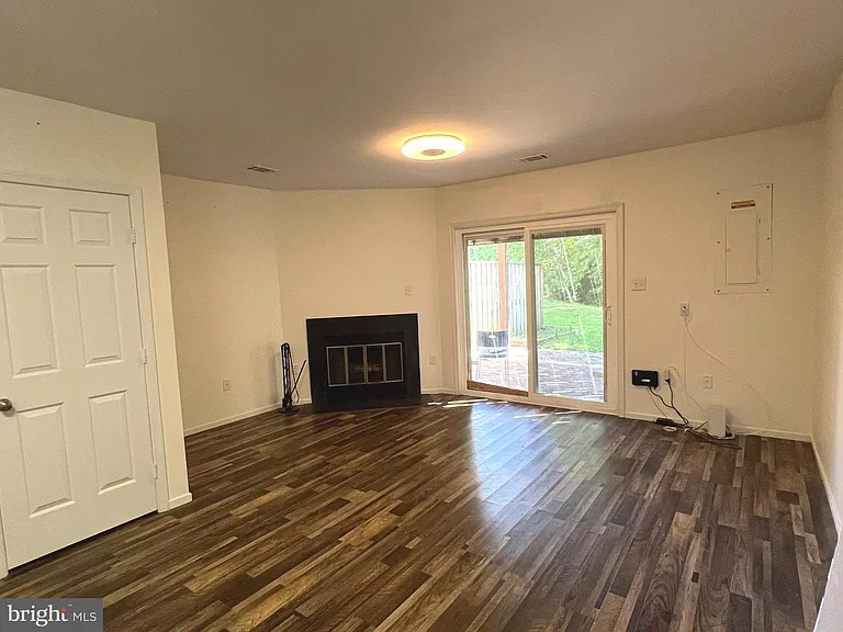 12102 Presidio Way — Photo 23