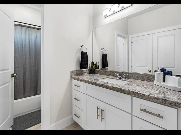 4681 Bellfort St #B — Photo 13