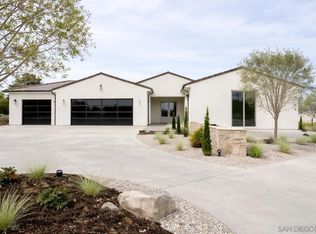 588 Twin Country Ln, Fallbrook, CA 92028