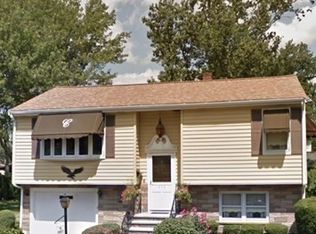 658 Langley St, Fall River, MA 02720