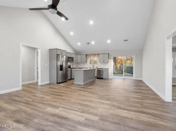 7323 Browns Ln, Louisville, KY 40258