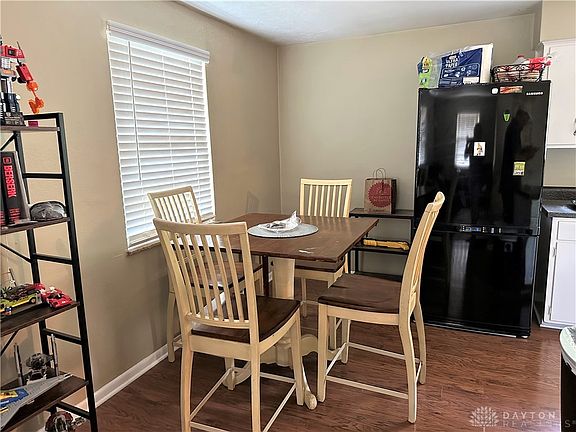 5th image of 3445 Woodman Dr