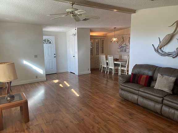 4th image of 1001 La Paloma Blvd