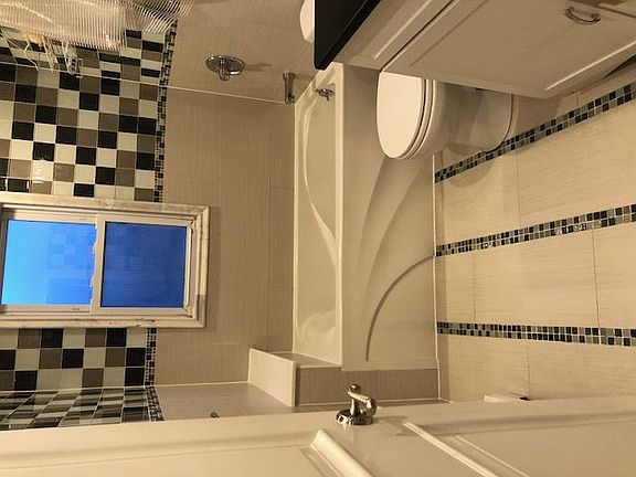 3rd image of 2025 Avenue T