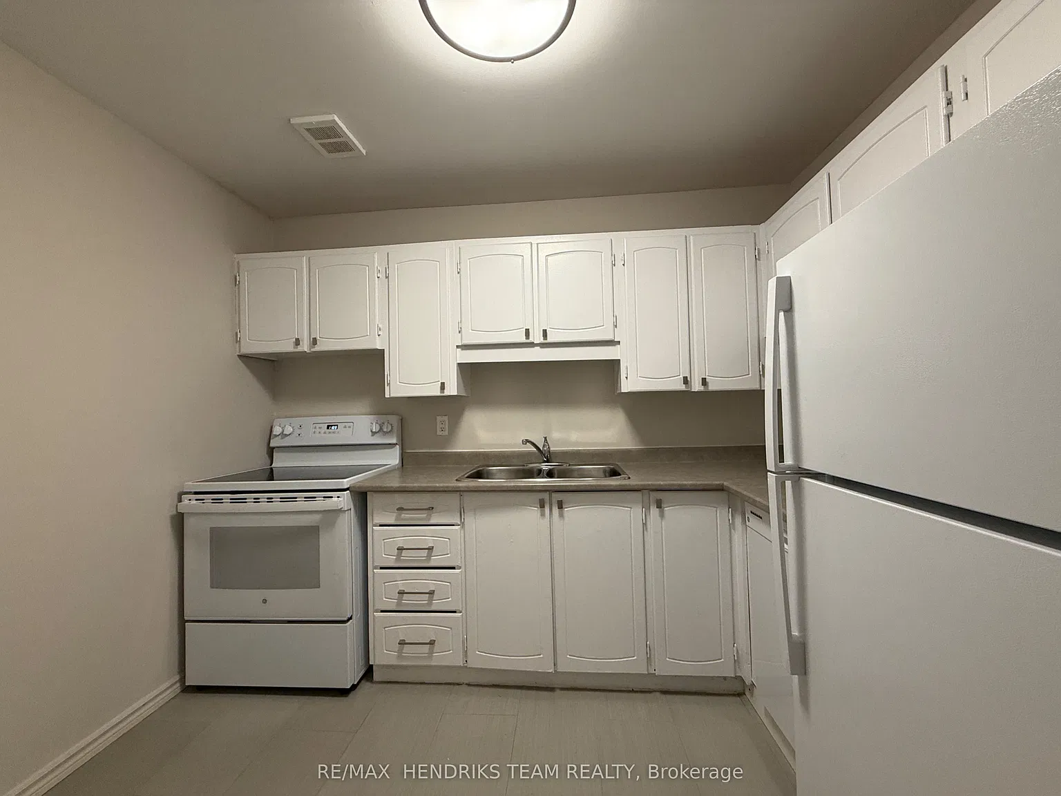 2 bed, $2,165 — Photo 3