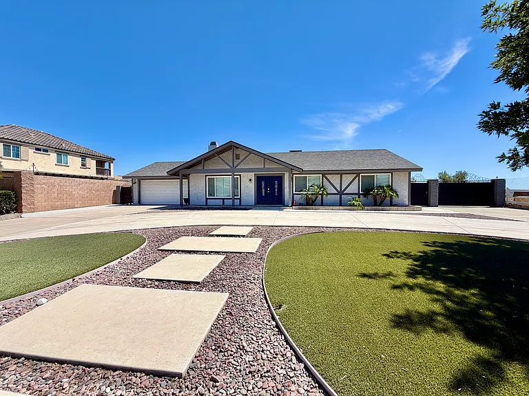 1017 W Casmalia St — Photo 32