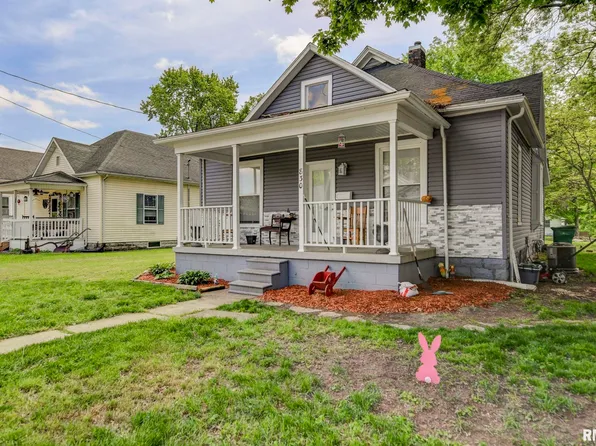 830 E Adams St, Taylorville, IL 62568