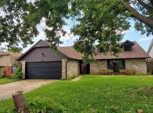 11612 SW 4th Ter, Yukon, OK 73099