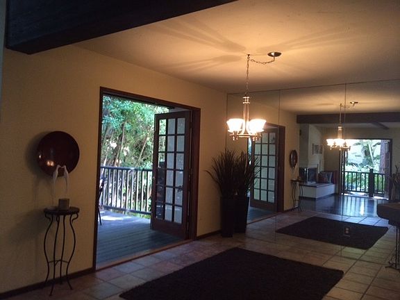 3rd image of 8682 Villa La Jolla Dr Unit 6