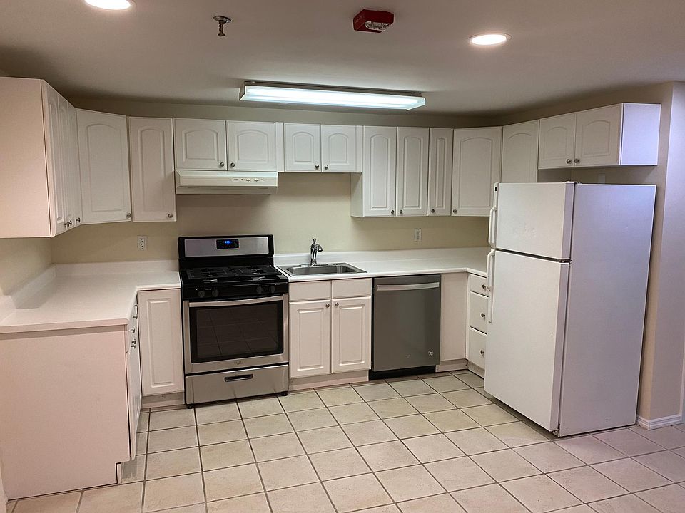 1st image of 51 Davis Ave #1A