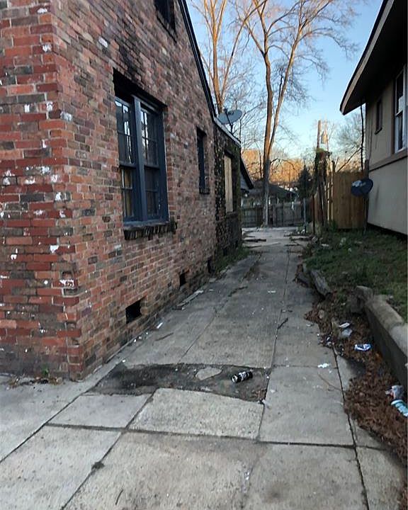 2nd image of 332 Wilkinson St