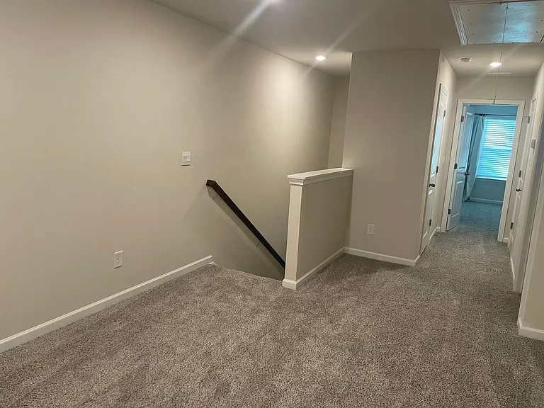 100 Cedar Ln — Photo 18