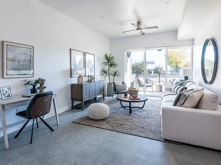 6417-6422 N Figueroa St — Photo 23