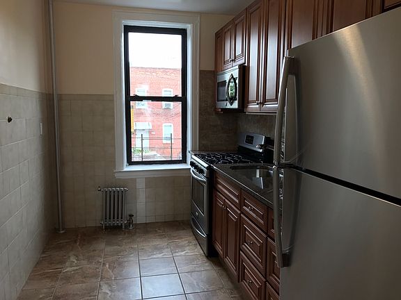3rd image of 4516 30th Ave APT 2F