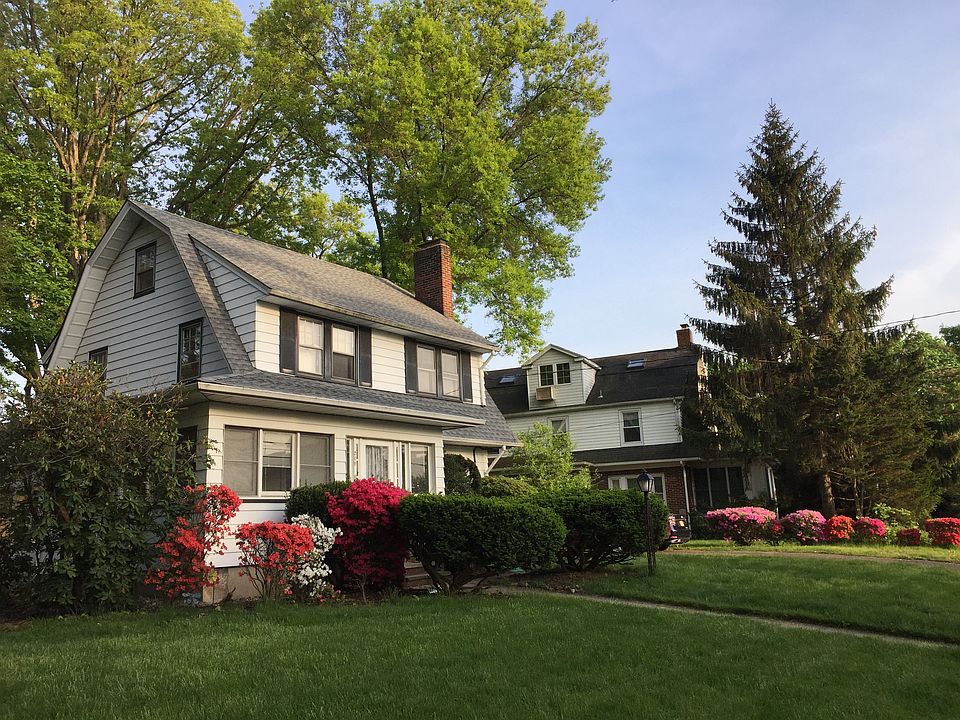 1st image of 209 Harding Rd
