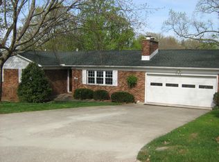 2017 Weberwood Dr, Charleston, WV 25303
