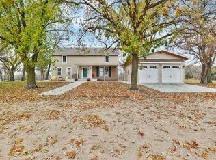 1247 Alamo, Newton, KS 67114
