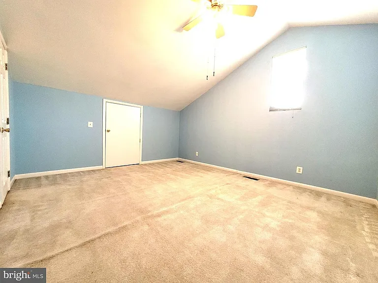 6012 Ricketts Walk — Photo 30