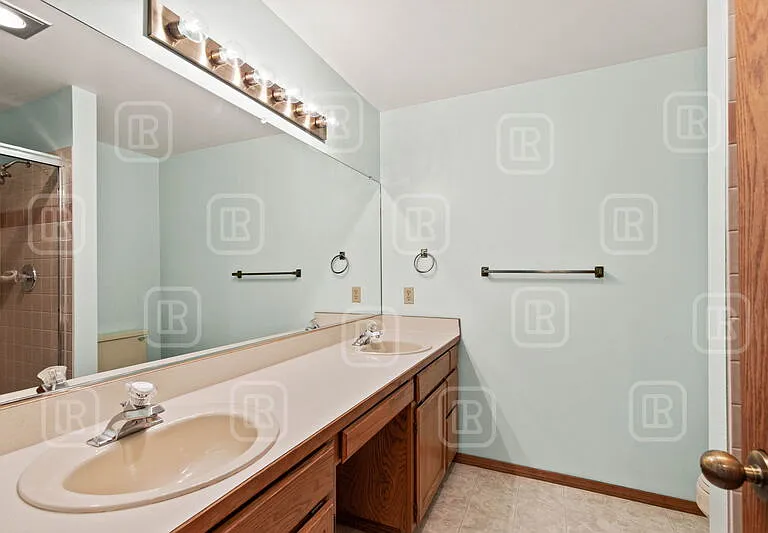 3926 S Alder Cir #1 — Photo 12