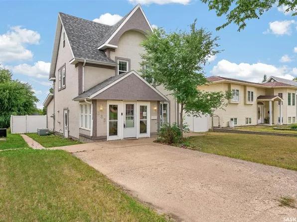 333 Oxford STREET, Moose Jaw, SK S6H 2P1