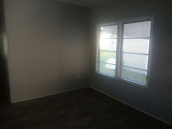 2nd image of 2850 New Tampa Hwy #95