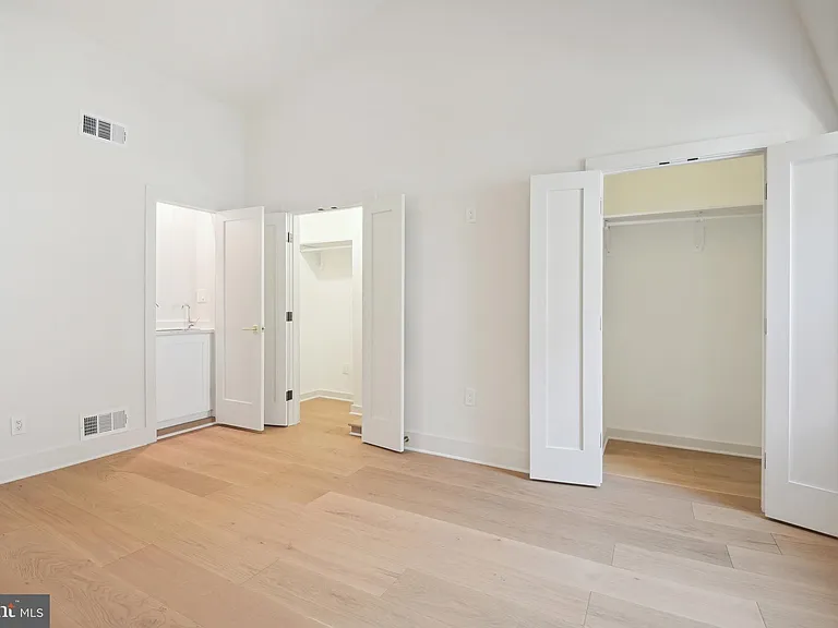 1329 Connecticut Ave NW #300 — Photo 33