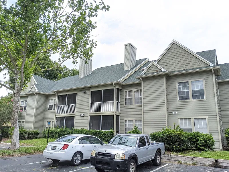 6124 Westgate Dr #101