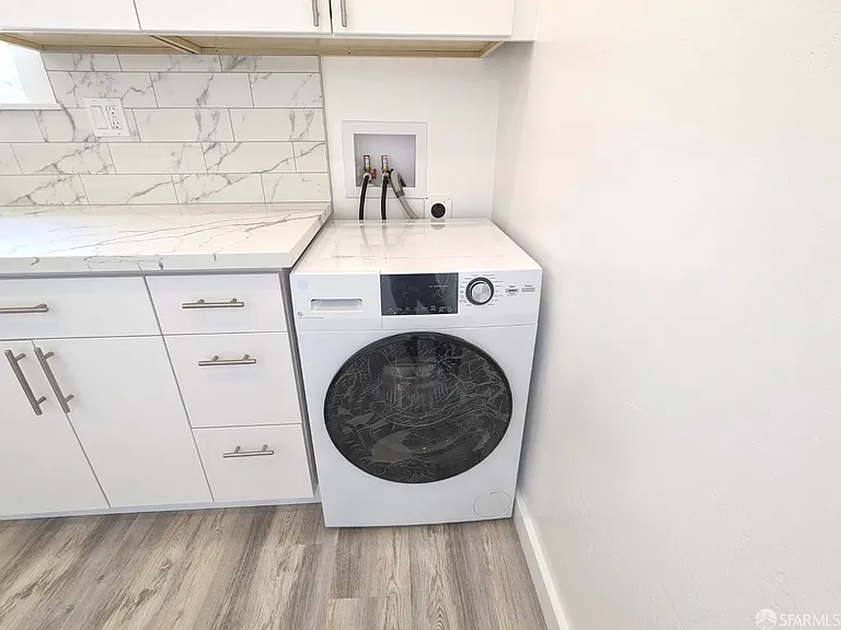 51 Prosper St #4 — Photo 9