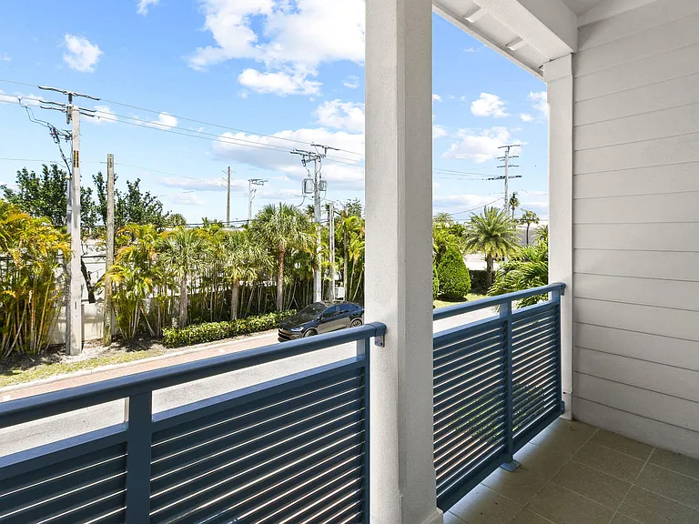 106 Ocean Breeze Dr — Photo 36