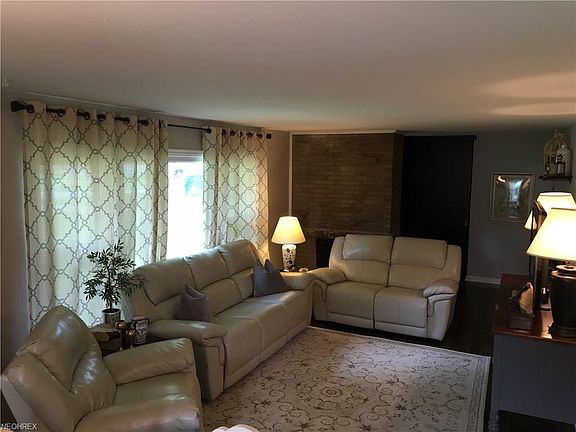 4th image of 968 Brucewood Dr SE