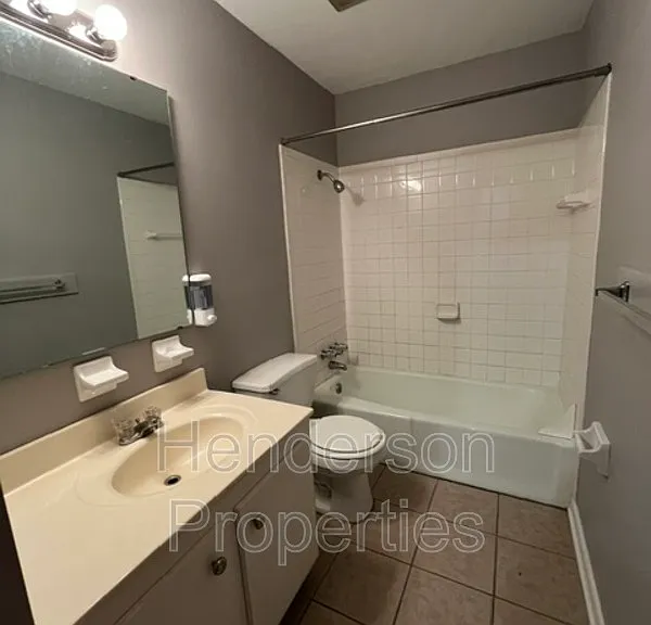 1345 N 6th St — Photo 10