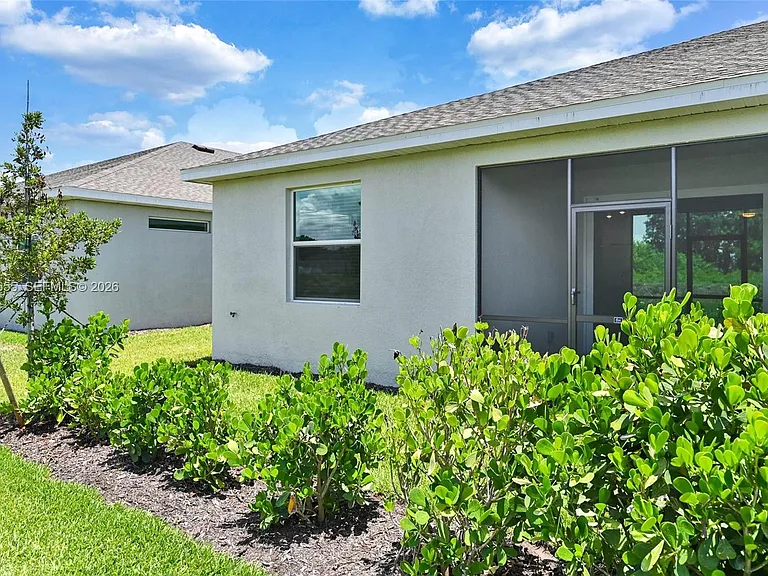 20545 Hazelnut Ct S — Photo 27