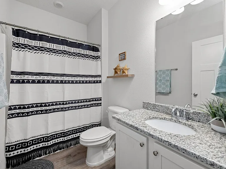 6196 Jenks Dr — Photo 20