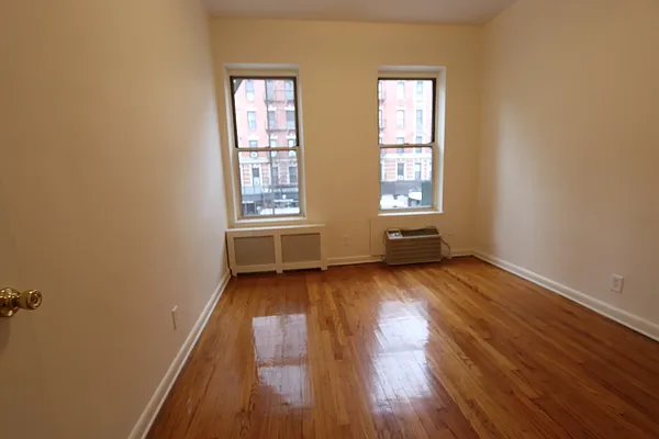 Rented by Douglas Elliman | media 3