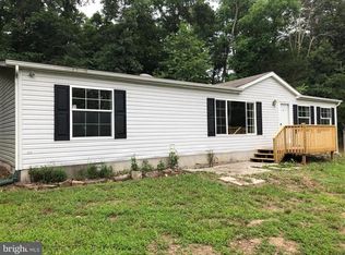 11 Amanda Ln, Berkeley Springs, WV 25411