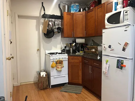 Rented by Best Apartments North Inc | media 22