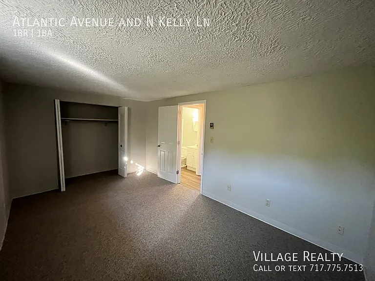 Atlantic Ave — Photo 10