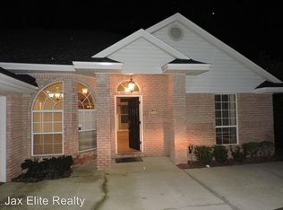 1722 Branch Vine Dr W, Jacksonville, FL 32246