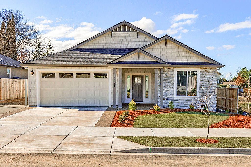 2551 Deschutes Dr, Medford, OR 97504 Zillow