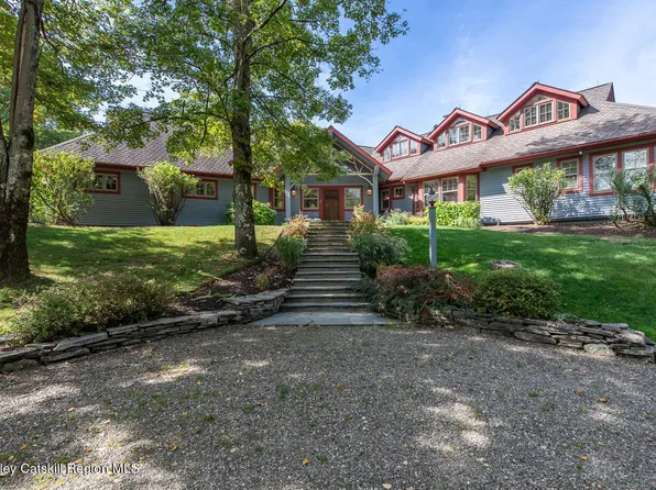 926 Turkey Hill Road, Red Hook, NY 12571