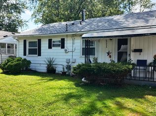 33824 Casco Ct, Westland, MI 48186