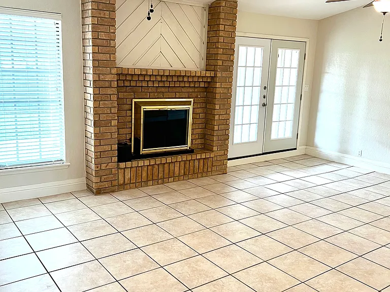 4310 Buckskin Trl — Photo 4