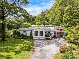 245 Ashmore Ave, Hendersonville, NC 28791