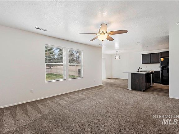 5th image of 885 W Apple Pine St