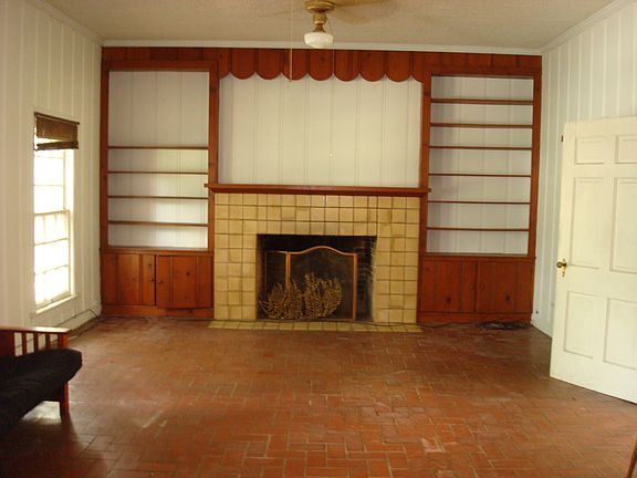 3rd image of 800 Southland Ave