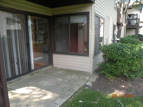 5th image of 1326 Kingsbury Dr Unit 5