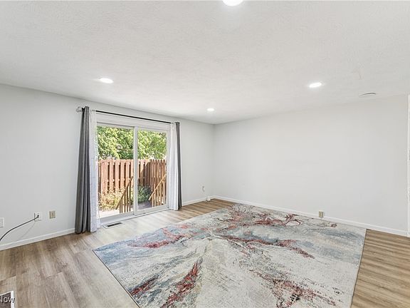 2nd image of 9618 E Idlewood Dr