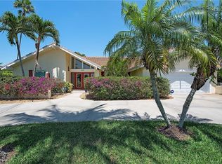 559 Neapolitan Way, Naples, FL 34103