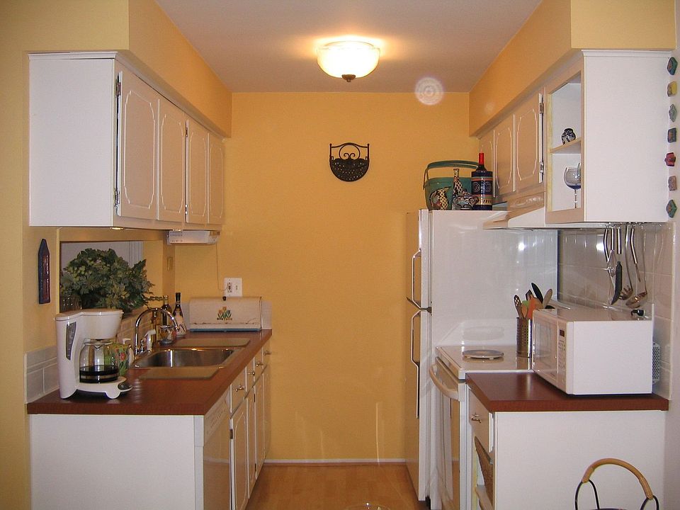 UPDATED KITCHEN